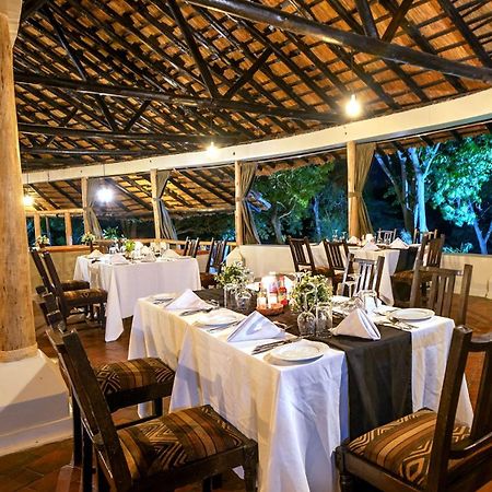 Sambiya River Lodge Karuma Экстерьер фото