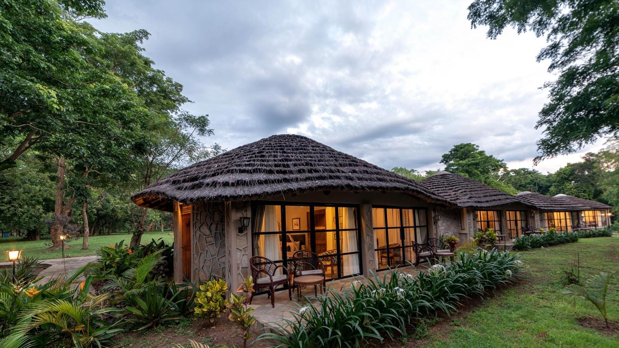 Sambiya River Lodge Karuma Экстерьер фото
